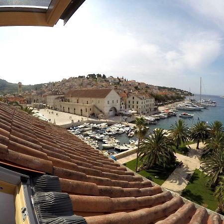 Hvar Attic Modern Design - Town Center With A Great View Hvar Town Exteriör bild