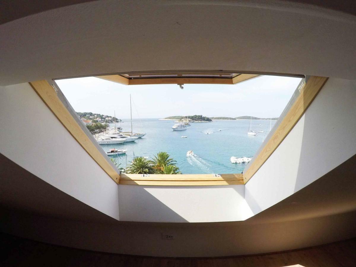 Hvar Attic Modern Design - Town Center With A Great View Hvar Town Exteriör bild