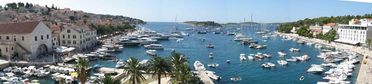 Hvar Attic Modern Design - Town Center With A Great View Hvar Town Exteriör bild